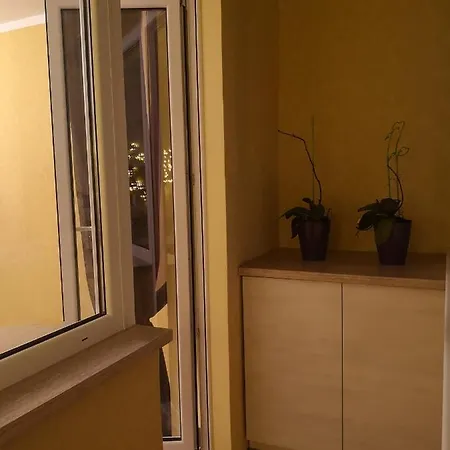 Appartamento Cozy Apartmets 10 Min To Center